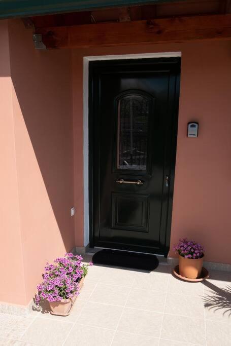 Studio Anna Kato Garouna Exterior photo